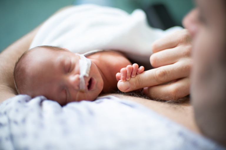 Feeding your premature baby in the NICU: A guide for parents